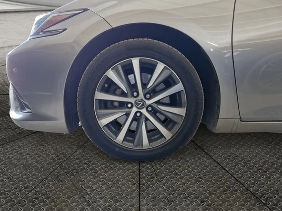 لكزس ES 350 2020 