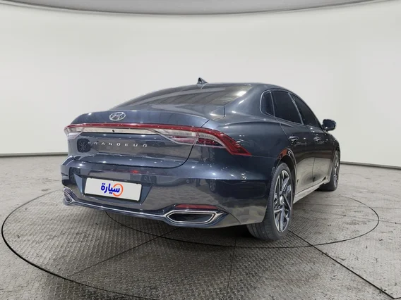 Hyundai Grandeur  2020 