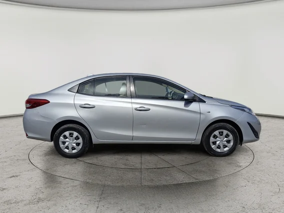 Toyota Yaris  Y 2019 
