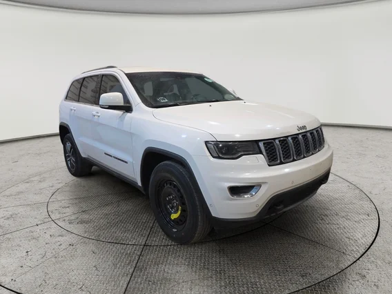Jeep Grand Cherokee لاريدو 2021 
