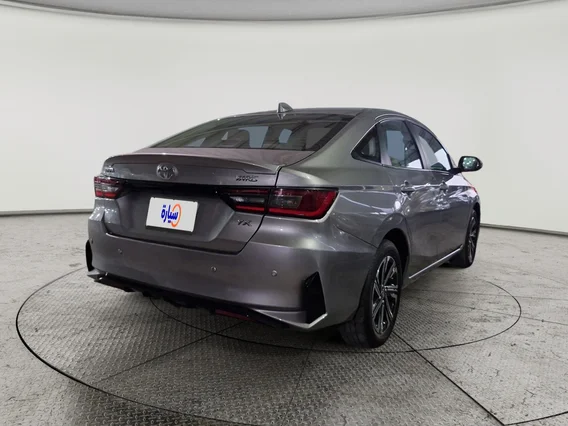 Toyota Yaris  YX 2024 