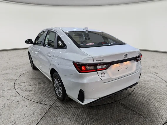 Toyota Yaris  Y 2026 