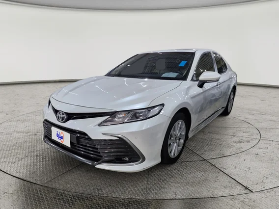 تويوتا كامري GLEX 2024 