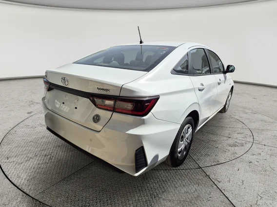 Toyota Yaris  Y 2023 