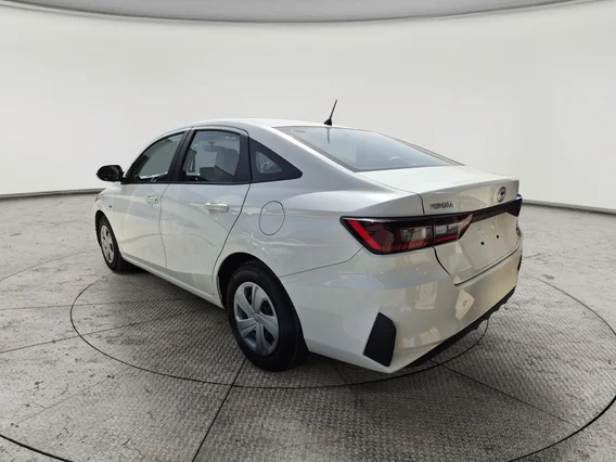 Toyota Yaris  Y 2023 