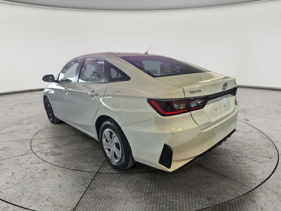 Toyota Yaris  Y 2023 