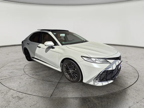 تويوتا كامري Limited 2023 