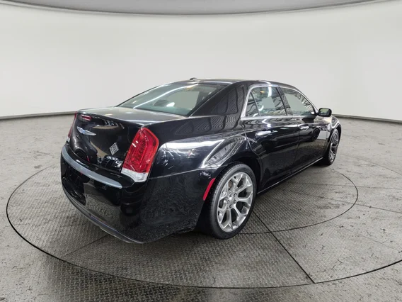 كرايسلر 300 C 2020 