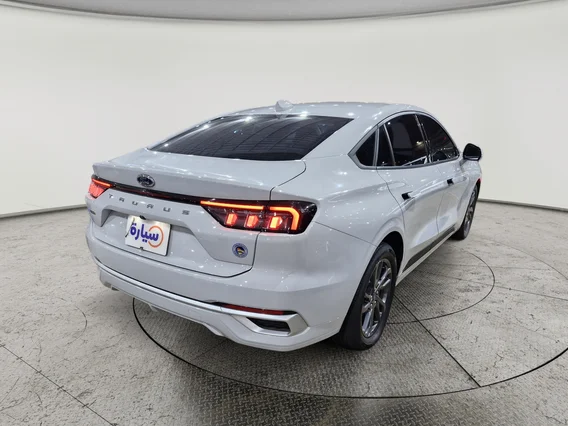 Ford Taurus Ambiente FHEV 2025 