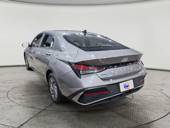 Hyundai Elantra Smart 2026 