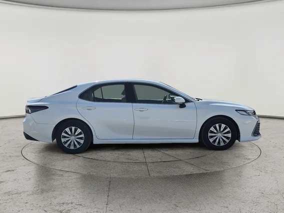 Toyota Camry  LE 2024 