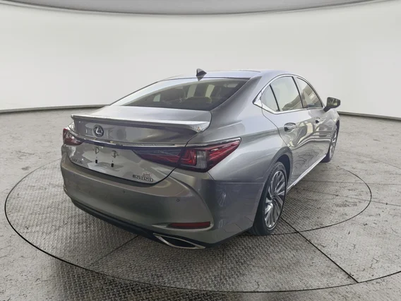 Lexus ES 350 DD 2025 