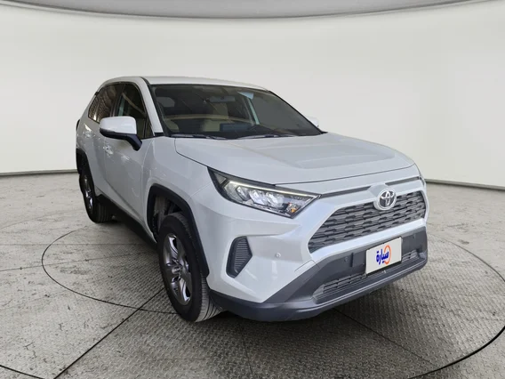 Toyota RAV4 LE 2025 