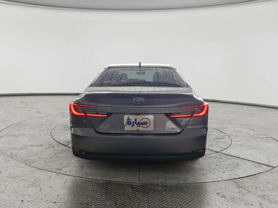 تويوتا كامري LE HEV 2025 
