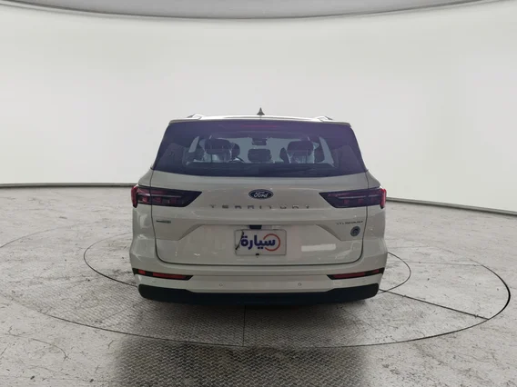 فورد تريتوري تيتانيوم 2026 