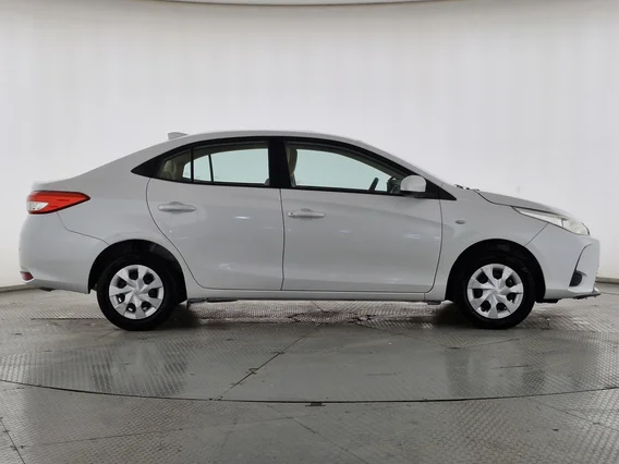 Toyota Yaris  Y 2022 