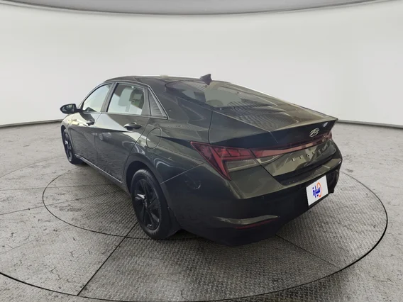 Hyundai Elantra Smart 2023 