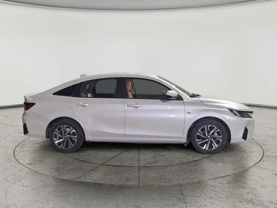 Toyota Yaris  Y Plus 2024 