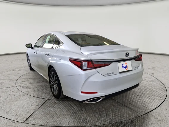لكزس ES 350 2025 
