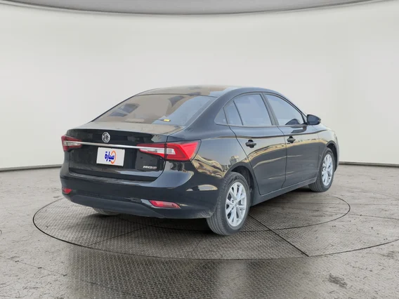 ام جي 5 STD 2025 