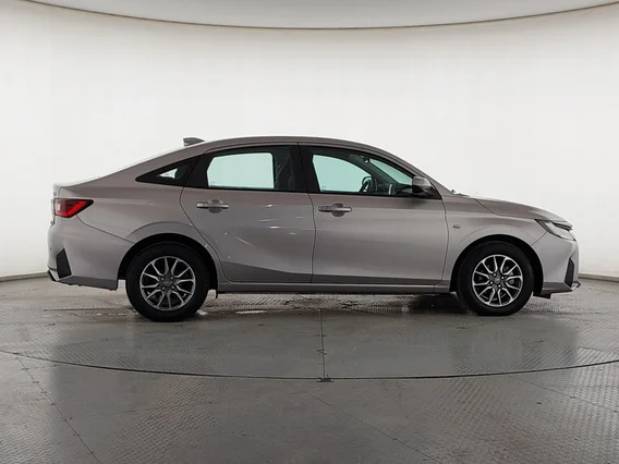 تويوتا يارس Y 2023 