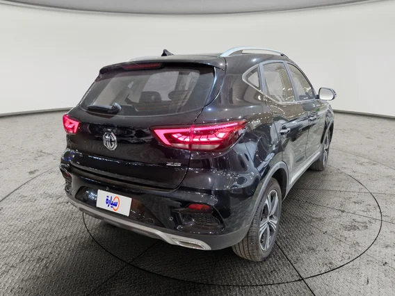 MG ZS LUX 2023 