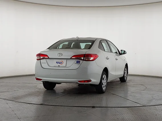 Toyota Yaris  Y 2022 