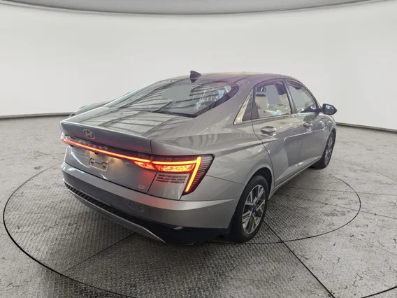 Hyundai Accent PREMIUM 2024 