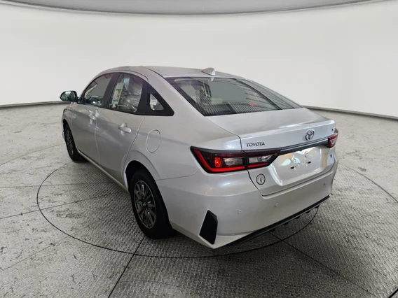 Toyota Yaris  Y 2026 