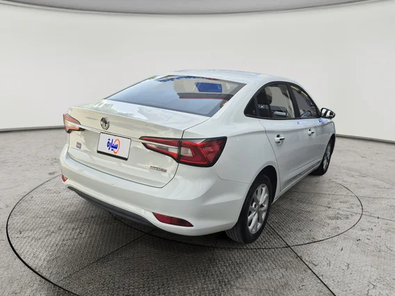 ام جي 5 STD 2023 