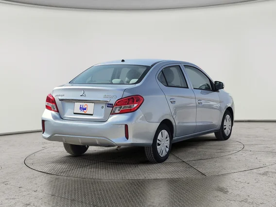 Mitsubishi Attrage GLX LL 2021 