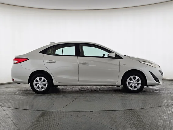 Toyota Yaris  Y 2019 