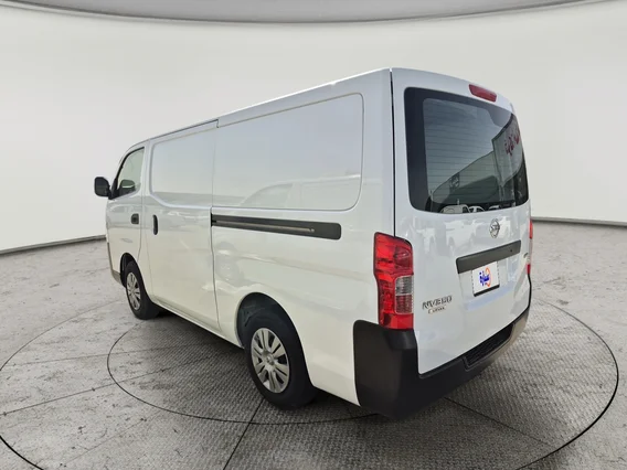 نيسان باص اورفان NV350 2021 