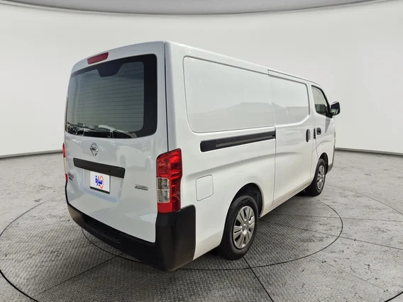 نيسان باص اورفان NV350 2021 