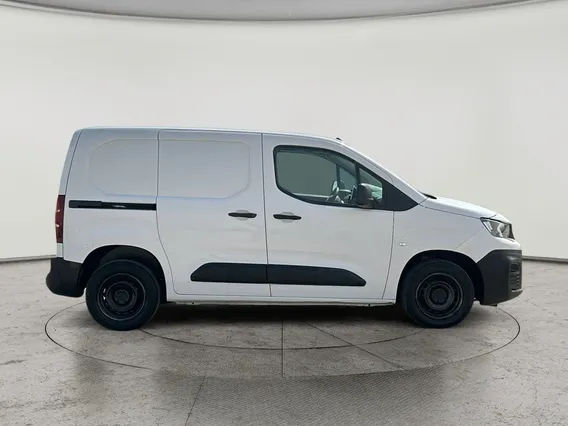 بيجو بارتنر Short van 2023 