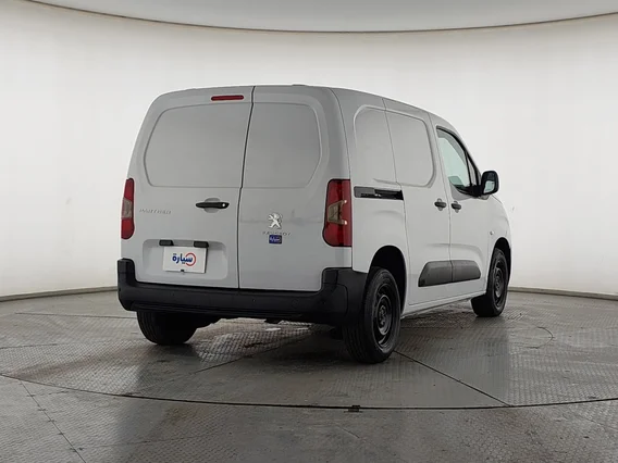 بيجو بارتنر Short van 2023 