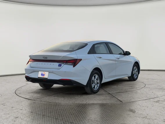 Hyundai Elantra Smart 2021 