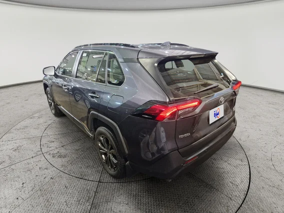 Toyota RAV4 XLE 2025 