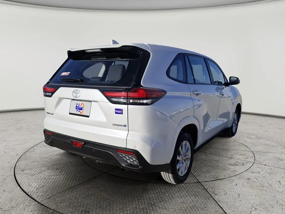 تويوتا اينوفا GL HEV 2024 