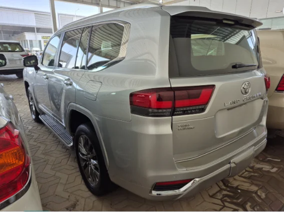 Toyota Land Cruiser VXR 2024 دبل