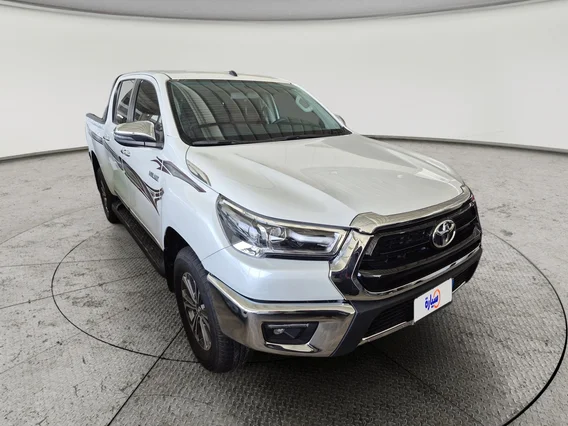 Toyota Hilux SGLX 4X4 2.7L AT 2025 دبل