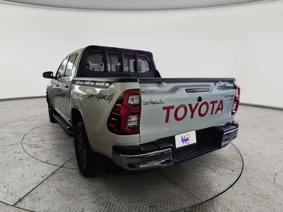 Toyota Hilux SGLX 4X4 2.7L AT 2024 دبل