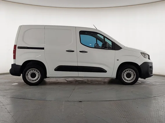 بيجو بارتنر Short van 2023 