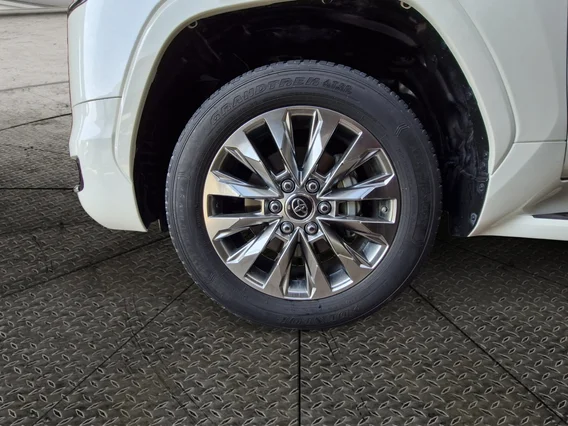 Toyota Land Cruiser GXR3 2023 دبل