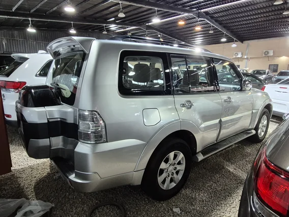 ميتسوبيشي باجيرو GLS 5Doors 2020 دبل