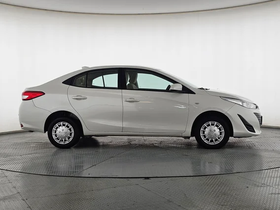 تويوتا يارس Y 2019 