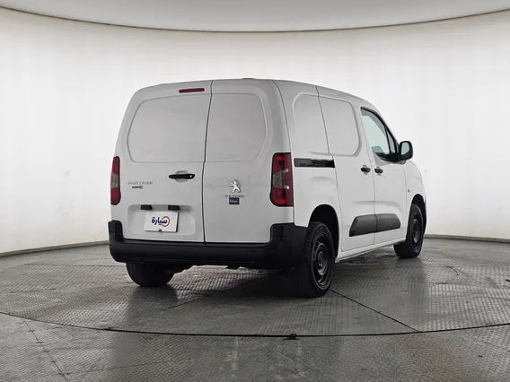 بيجو بارتنر Short van 2022 