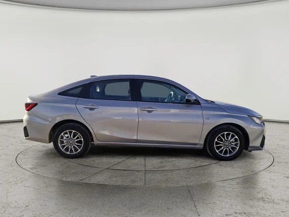 تويوتا يارس Y 2023 