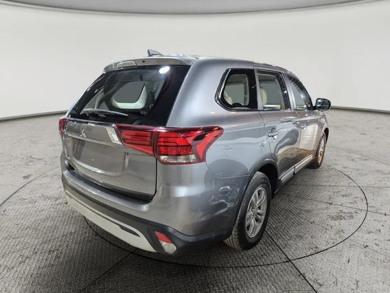 ميتسوبيشي اوتلاندر CLS 2020 دبل