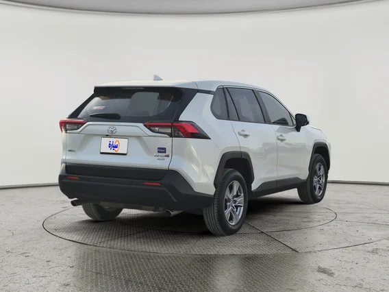 Toyota RAV4 LE 2022 
